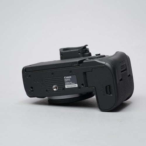 thumbnail-6 for Canon EOS R5 Body w/Original Box