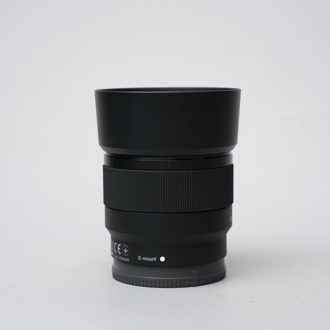 Sony SEL50F18F — image 4