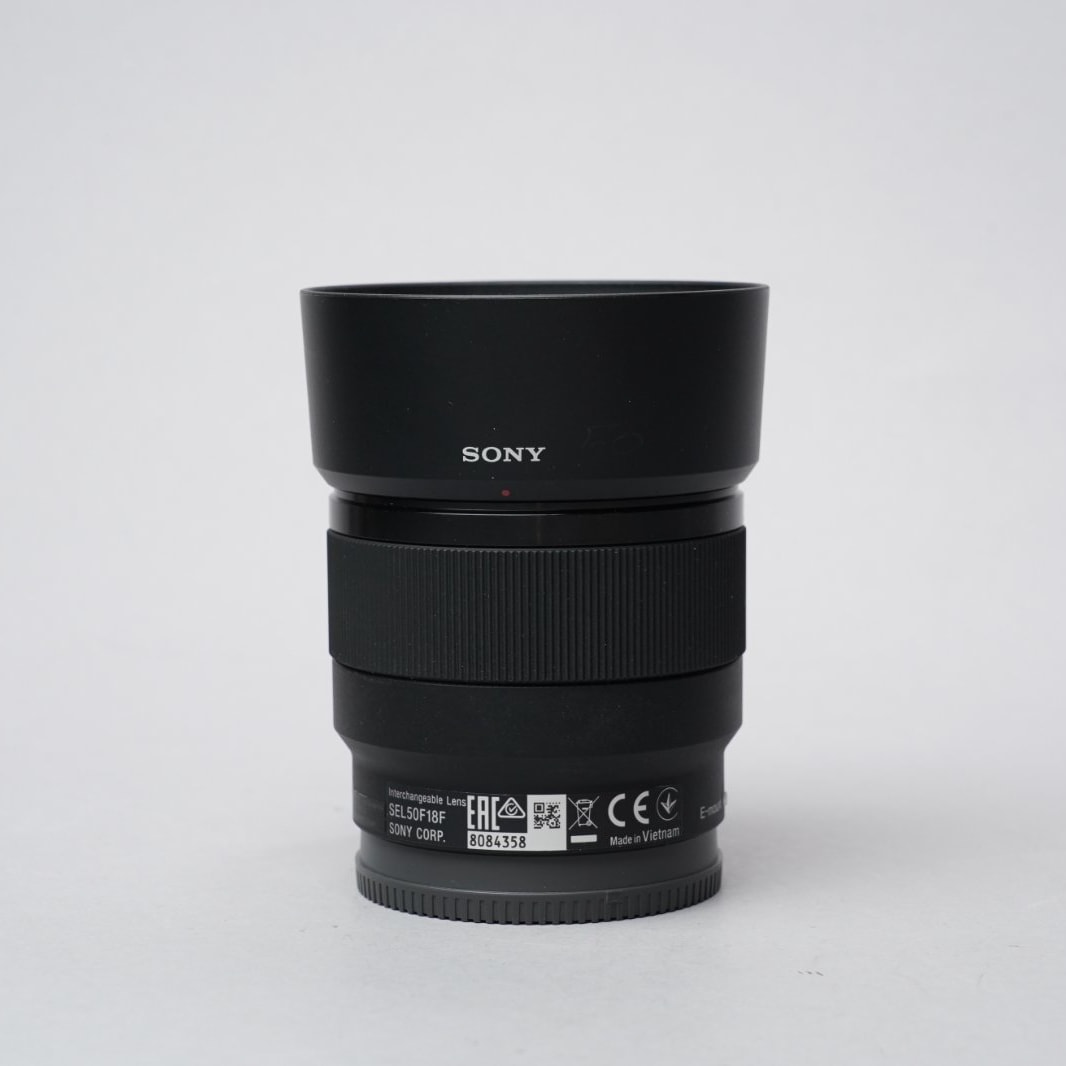 Sony SEL50F18F — image 3