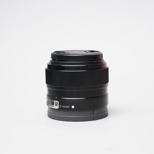 thumbnail-3 for Sony E 35mm f/1.8 OSS Lens