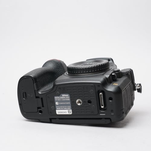 thumbnail-6 for Nikon D850