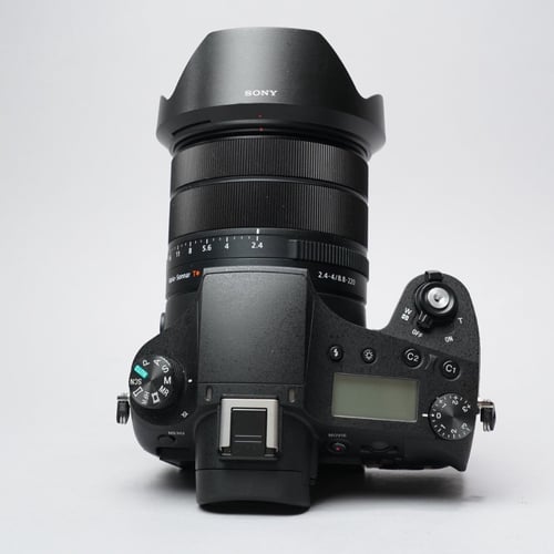 thumbnail-5 for Sony Cyber-shot RX10 IV