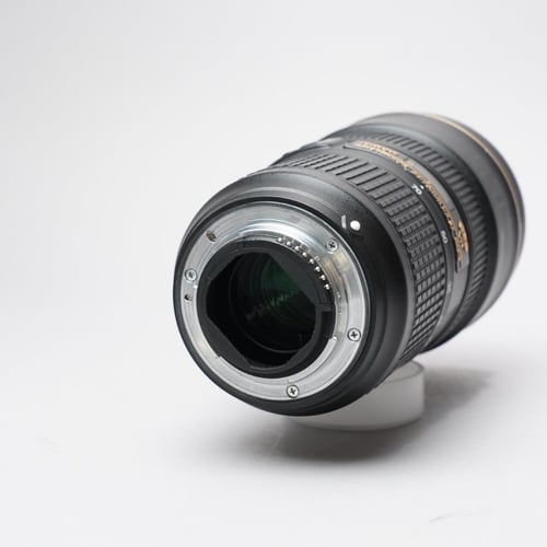 thumbnail-5 for Nikon AF-S NIKKOR 24-70mm f/2.8 E ED VR w/Hood