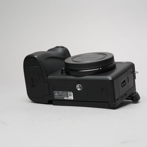 thumbnail-6 for Sony Alpha A6700