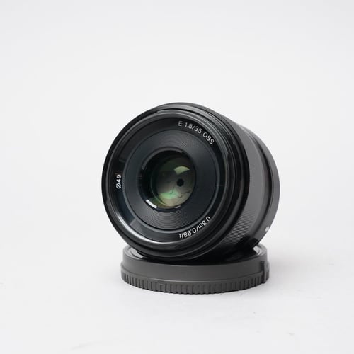thumbnail-4 for Sony E 35mm f/1.8 OSS Lens
