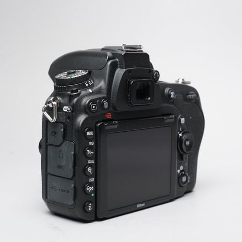 thumbnail-1 for Nikon D750