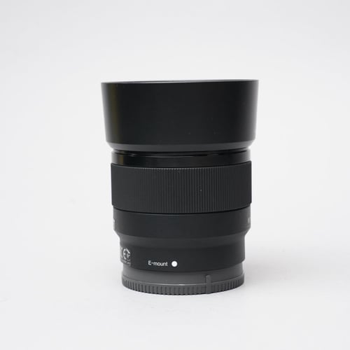 thumbnail-3 for Sony FE 50mm F/1.8 Lens w/Hood