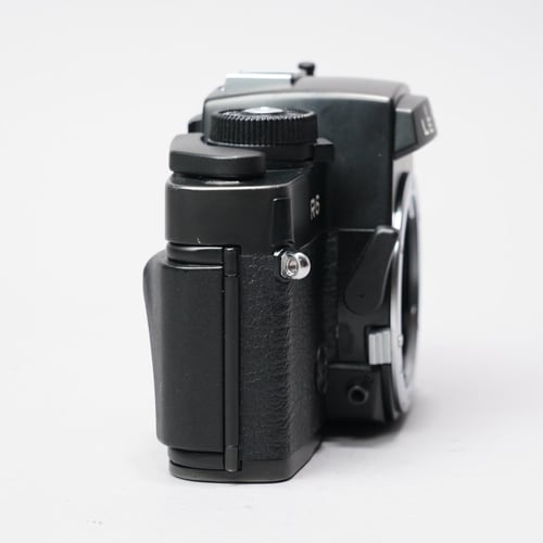 thumbnail-6 for Leica R6 Body
