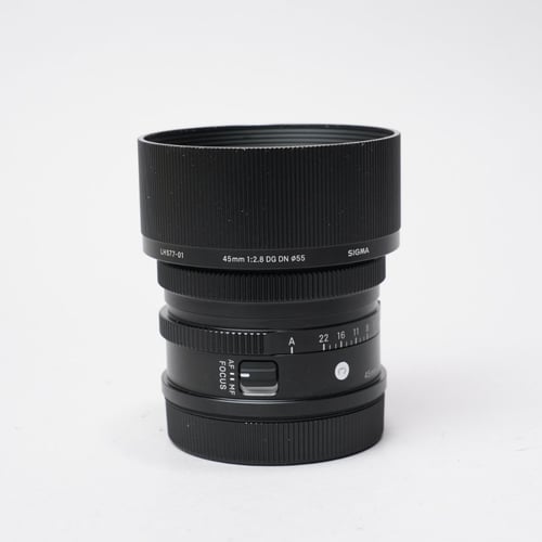 thumbnail-3 for Sigma Contemporary 45mm F/2.8 DG DN for L Mount for Leica L-Mount