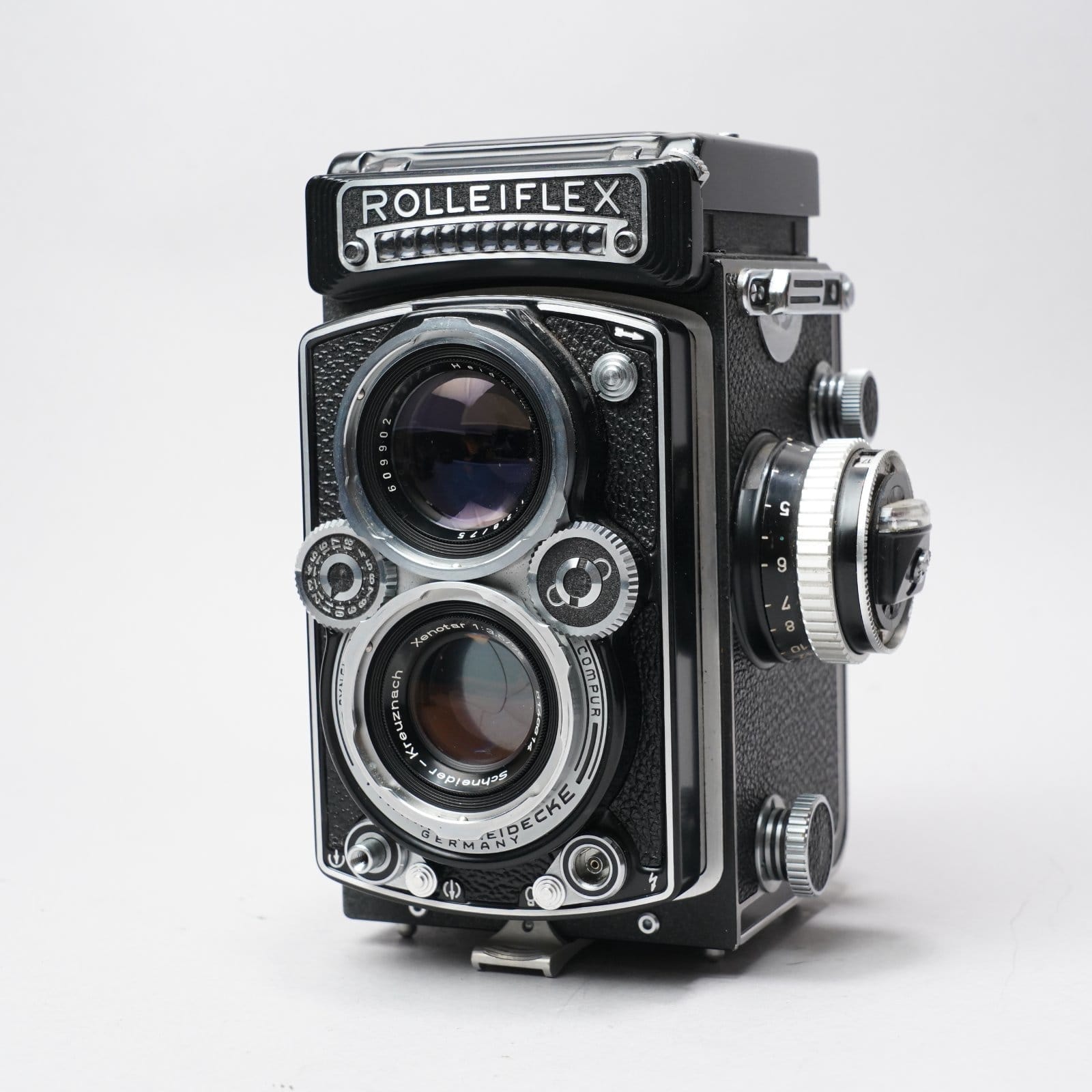 Rolleiflex 二眼レフカメラ Xenotar 1:3.5/75 ケース付 Rolleiflex 3.5E Type 1 Xenotar 75mm F/3.5 | GearFocus