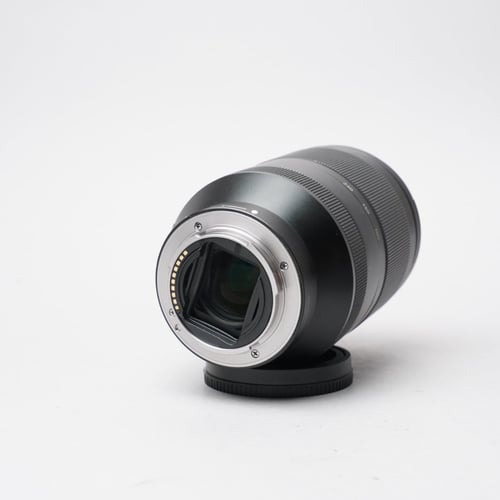 thumbnail-5 for Sony FE 24-240mm F3.5-6.3 OSS Lens w/Hood