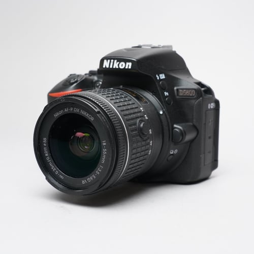 thumbnail-0 for Nikon D5600 w/AF-P 18-55mm