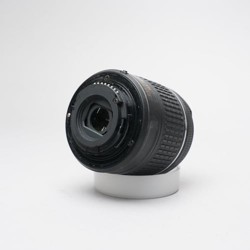 thumbnail-7 for Nikon D5600 w/AF-P 18-55mm