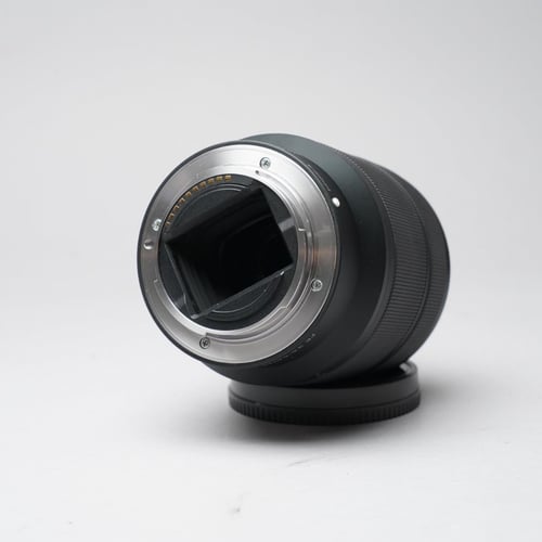 thumbnail-5 for Sony FE 28-70mm F3.5-5.6 OSS Lens