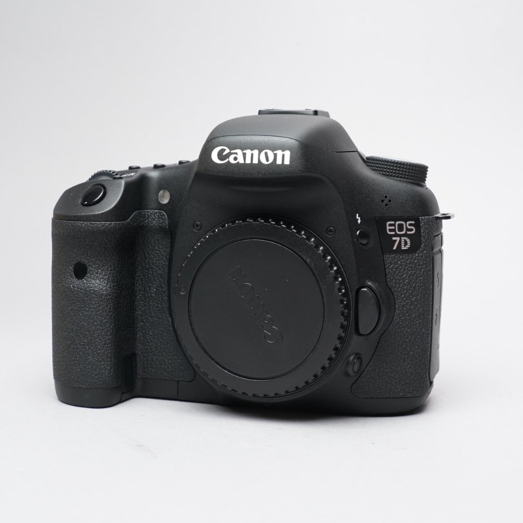Canon 7D Body Only