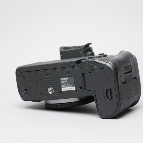 thumbnail-5 for Canon R5 Body Only