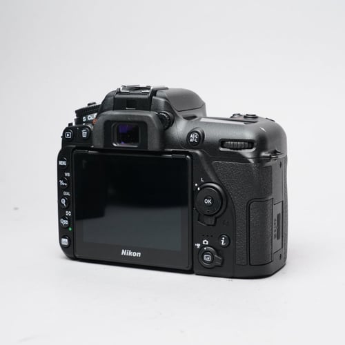 thumbnail-2 for Nikon D7500