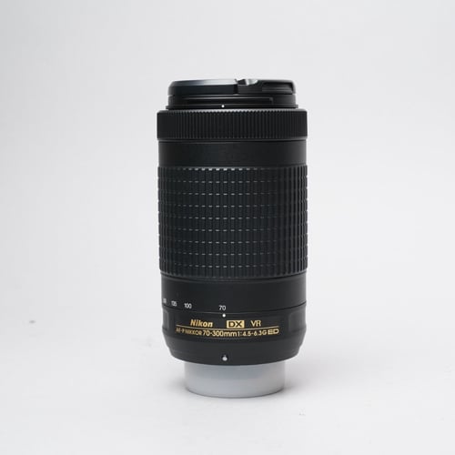 Nikon AF-P NIKKOR 70-300mm f/4.5-5.6 E ED VR DX