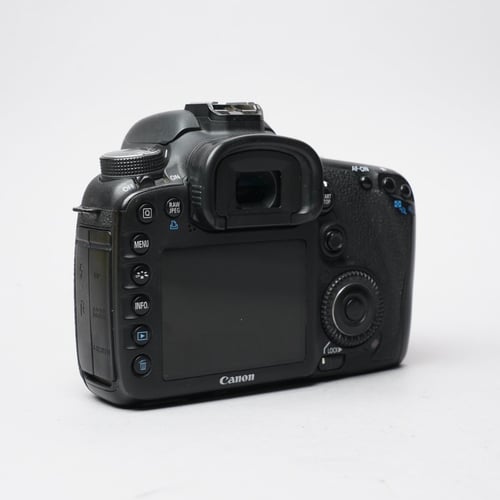 thumbnail-1 for Canon EOS 7D