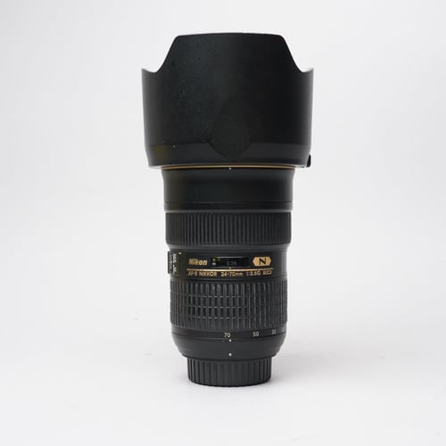 Nikon AF-S NIKKOR 24-70mm f/2.8 G ED Lens w/Hood
