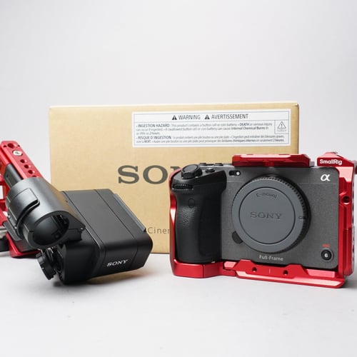 Sony FX3 + XLR Grip & Box