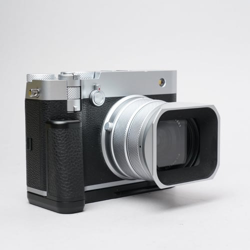 thumbnail-3 for FujiFilm GFX100RF Silver