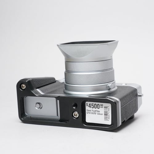 thumbnail-5 for FujiFilm GFX100RF Silver