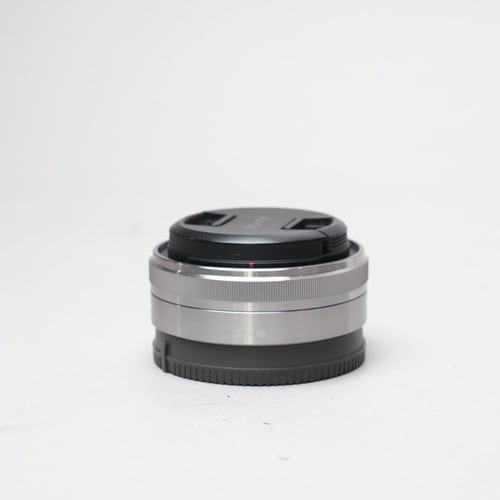 Sony E 16mm f/2.8