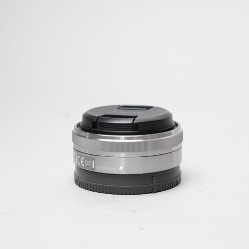 thumbnail-3 for Sony E 16mm f/2.8