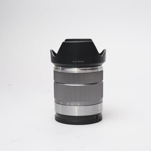Sony E 18-55mm f/3.5-5.6 OSS