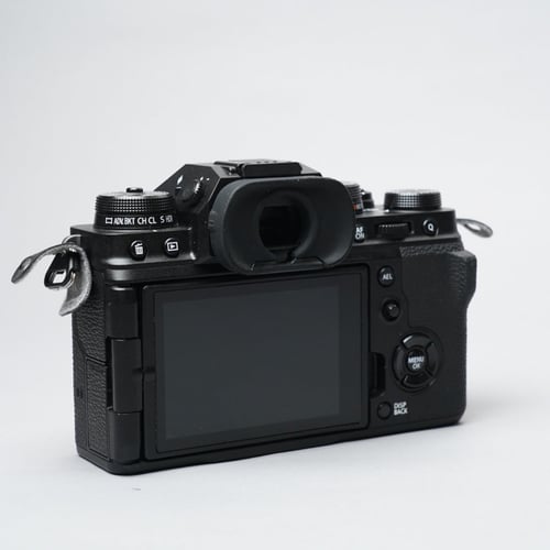 thumbnail-2 for Fujifilm X-T4 Body w/Original Box