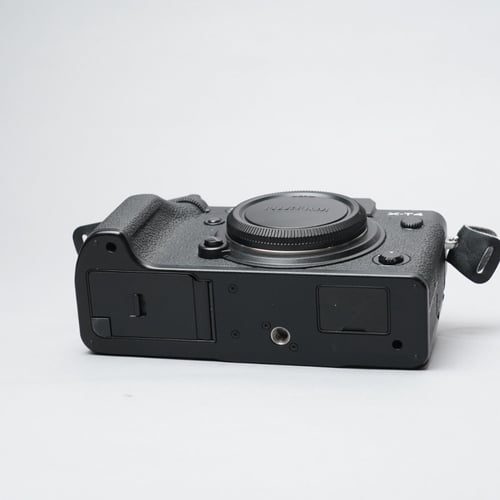 thumbnail-6 for Fujifilm X-T4 Body w/Original Box