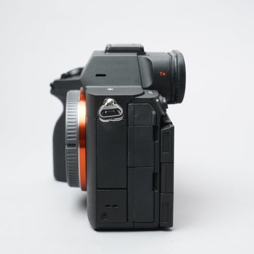 thumbnail-2 for Sony A7R V