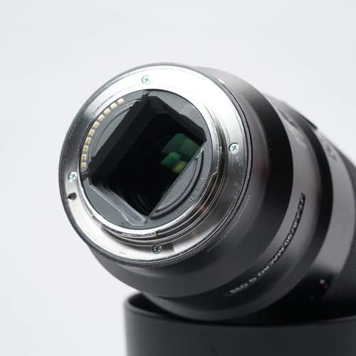 thumbnail-6 for Sony FE 90mm f/2.8 Macro G OSS