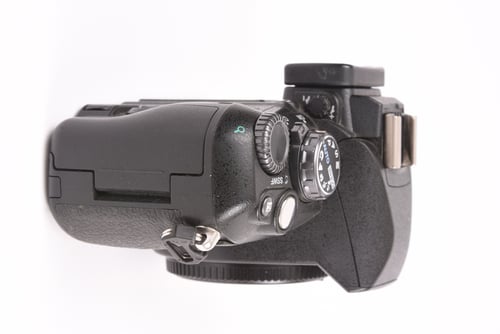 thumbnail-1 for Olympus E-410 Body SC:3.9k O4 M5 C4 #32640