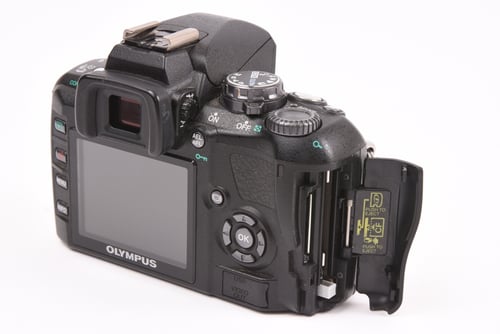 thumbnail-2 for Olympus E-410 Body SC:3.9k O4 M5 C4 #32640