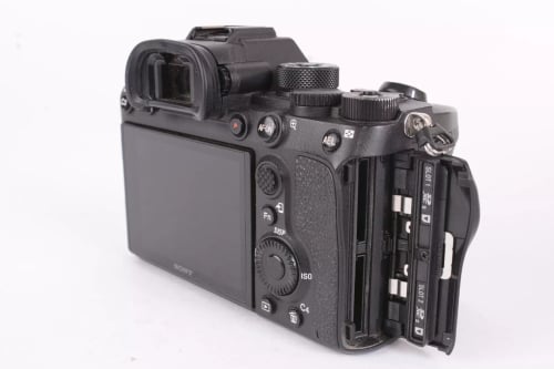 thumbnail-2 for Sony A7R IV Body