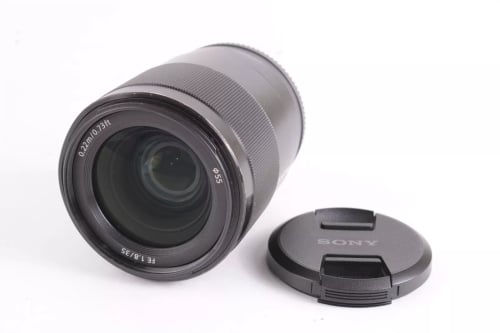Sony FE 35mm f/1.8 BARGAIN #S3518
