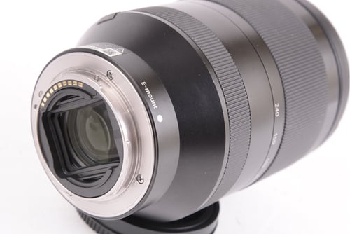 thumbnail-6 for Sony FE 24-240mm #75332 EXCELLENT