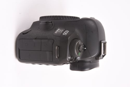 thumbnail-5 for Canon EOS 5D IV Body