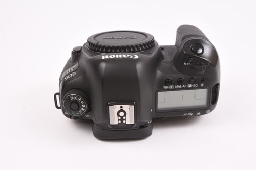 thumbnail-7 for (Temp Rental) Canon EOS 5D IV Body