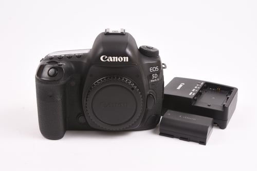 thumbnail-9 for Canon EOS 5D IV Body