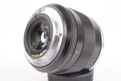 thumbnail-3 for Zeiss 85mm f/1.4 Planar ZE T* #81184