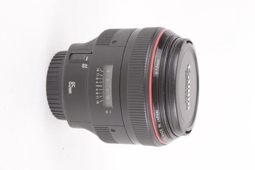 thumbnail-1 for Canon EF 85mm f/1.2 II #33463 O4 M5 C4