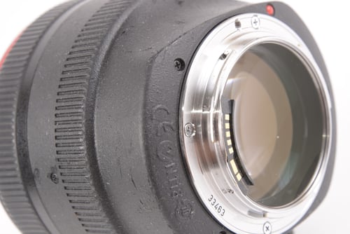 thumbnail-5 for Canon EF 85mm f/1.2 II #33463 O4 M5 C4