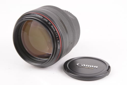 View Canon EF 85mm f/1.2 II #33463 O4 M5 C4 Canon EF 85mm f/1.2 II #33463 O4 M5 C4