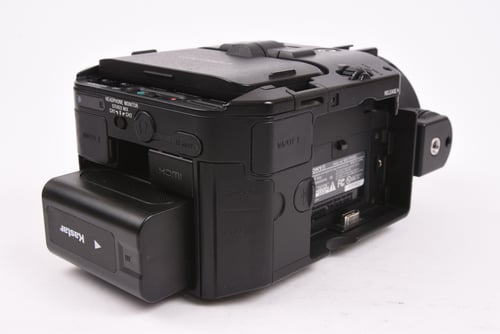 thumbnail-2 for Sony NXCAM NX-FS100U #15983