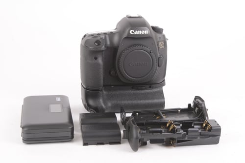 Canon EOS 5DS Body w/ Grip SC: 202.5k #00783 O4 M5 C4