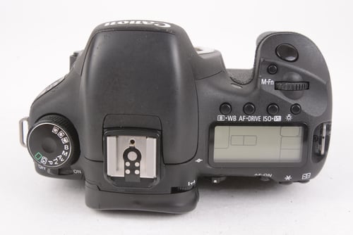 thumbnail-5 for Canon EOS 7D Body w/ Grip
