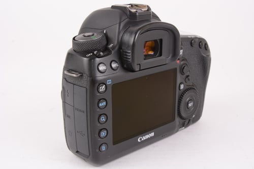 thumbnail-3 for Canon EOS 5D IV Body SC:135,000 O4 M5 C3 #01331